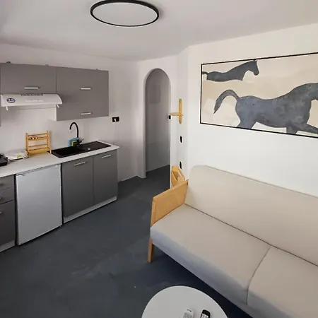 Cave House 度假居 *